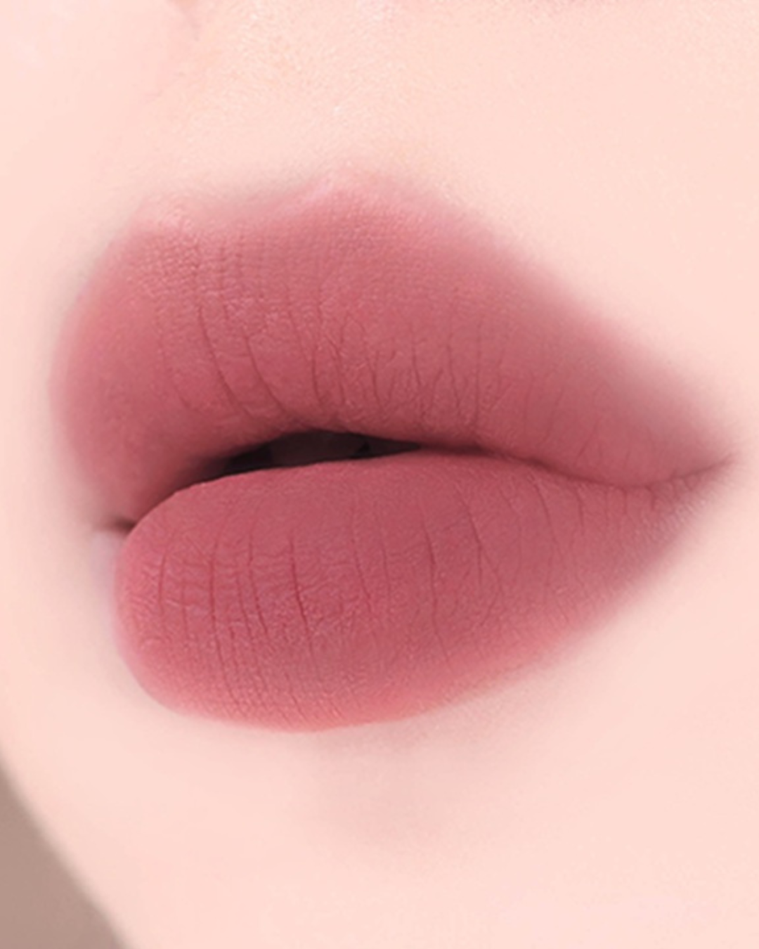 AOU Floofy Matte Balm