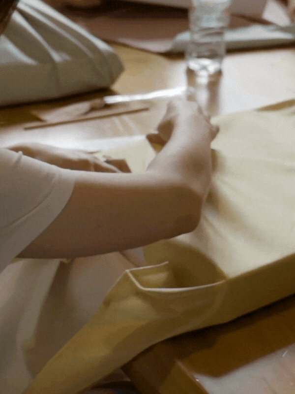 Bojagi Gift Wrapping (with Norigae)
